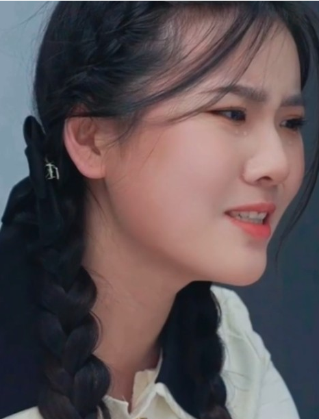 贬值我成了世界首富第01集